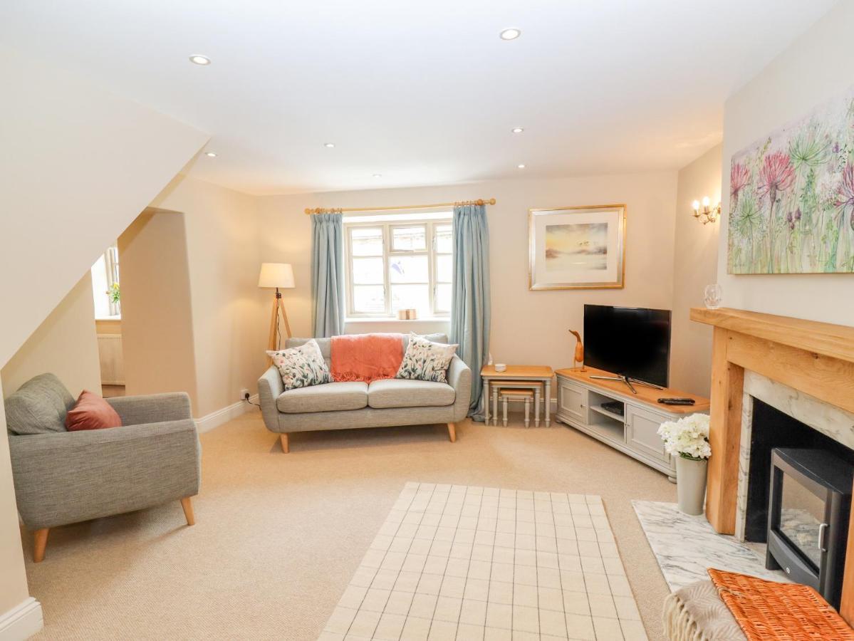 The Loft Apartment Stow-on-the-Wold ภายนอก รูปภาพ