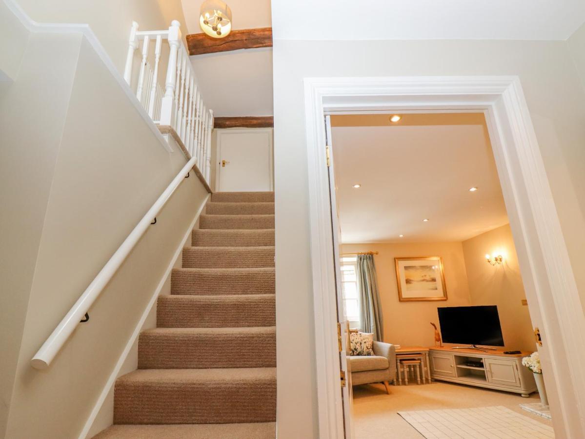 The Loft Apartment Stow-on-the-Wold ภายนอก รูปภาพ